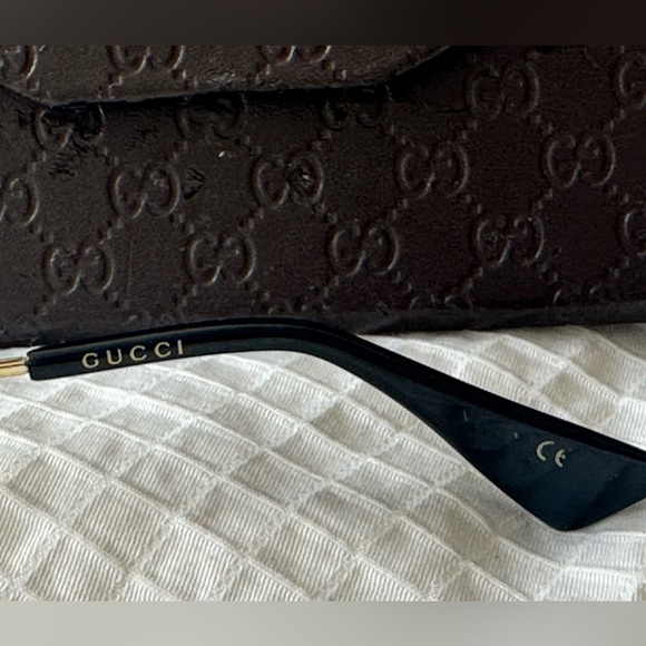 Gucci Sunglasses - Picture 11 of 12